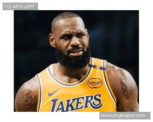 足球明星詹姆斯的年龄揭秘他在足球界的辉煌历程与成就