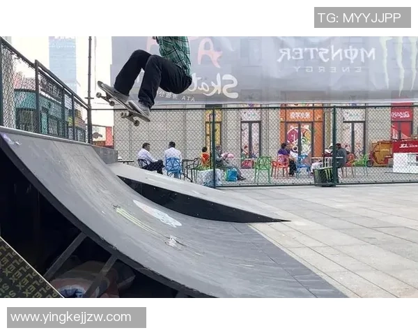 滑板专题：聚焦成都滑板队的意识